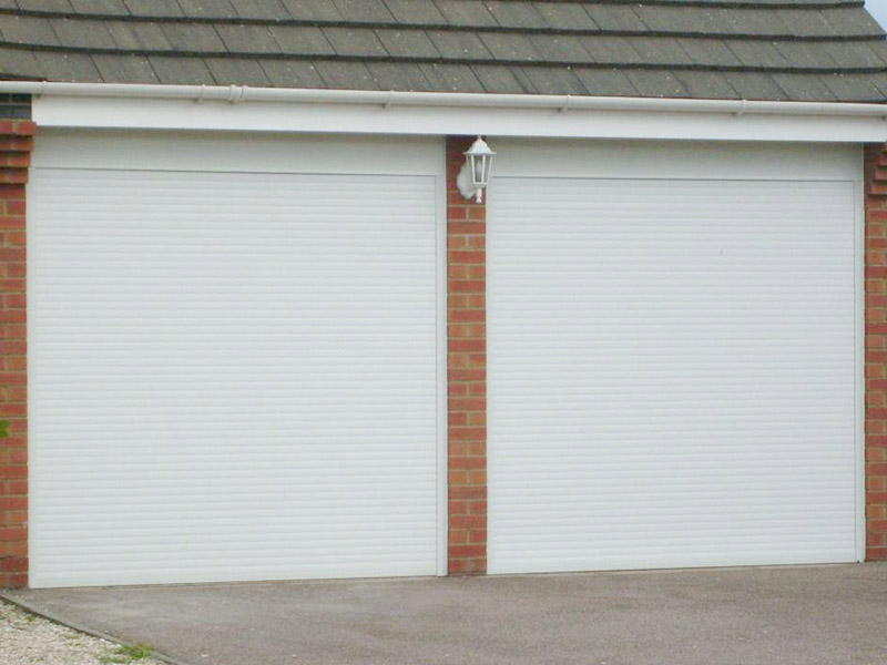 Warehouse roll up door