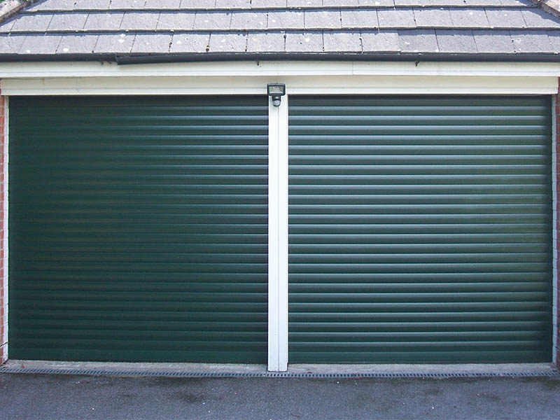 Aluminum roll up door